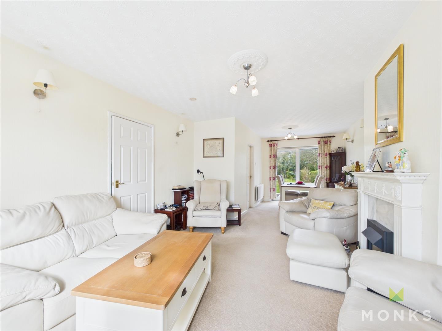 1 Carmen Avenue, Shrewsbury, SY2 5NP SSTC 1 Carmen Avenue, Shrewsbury, SY2 5NP SSTC